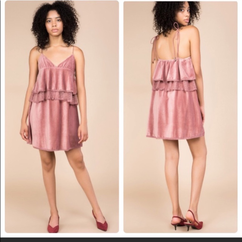 POL Mauve Pink Crushed Velvet Ruffled Dress